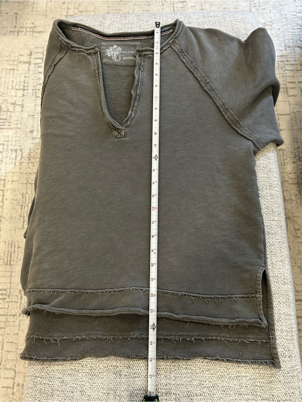 Pilcro Anthropologie Washed Gray Raw-Edge V-Neck Pullover - Picture 9 of 10